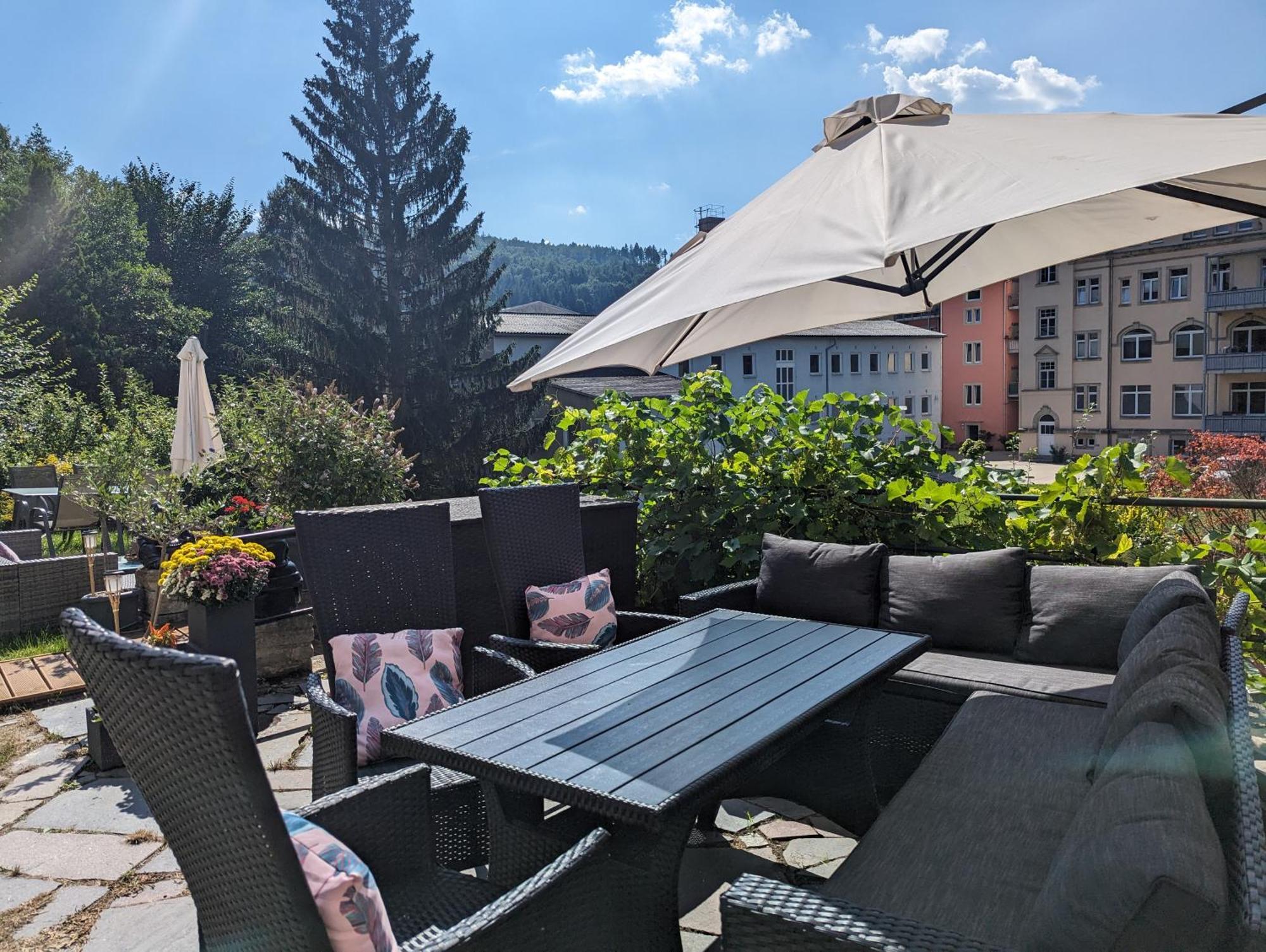 F2 - Urlaubsmagie Sauna, Whirlpool, Pool & Garten Зебниц Екстериор снимка